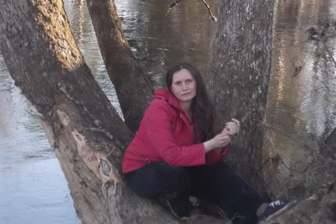 В Пскове в канаве с мазутом обнаружен труп женщины 