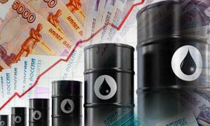 Рубль продолжает удивлять, как и нефть
