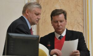 Миронов и Нилов внесли законопроект об отмене транспортного налога