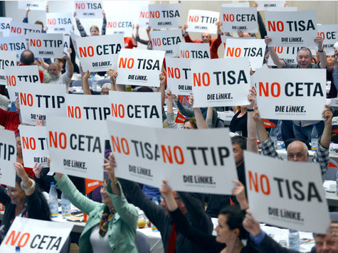 Сотни тысяч человек во всем мире протестуют против торгового соглашения ЕС и США 