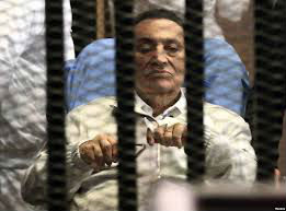 В Египте снова судят бывшего президента Хосни Мубарака 