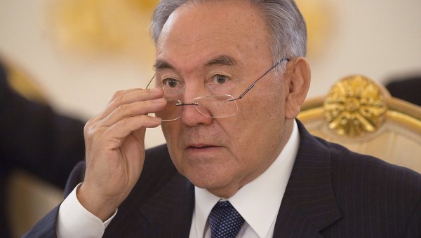 Назарбаев вступил в должность президента Казахстана 