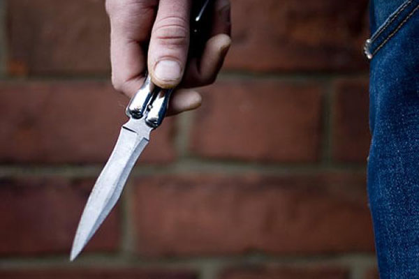Пьяный мужчина ворвался с ножом в одну из школ Бурятии 