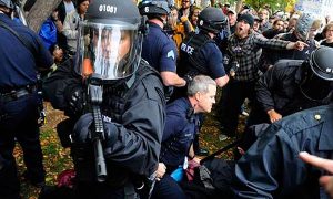 Сиэтл выступил в поддержку акции против полицейского насилия