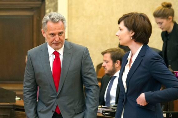Суд Австрии отказался экстрадировать украинского олигарха в США