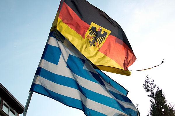 Германия может выплатить компенсацию Греции за войну 