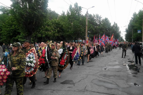 Похороны Мозгового собрали более 1 000 человек