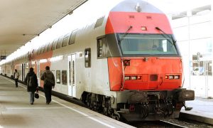 Эстония прекращает железнодорожное сообщение с Россией