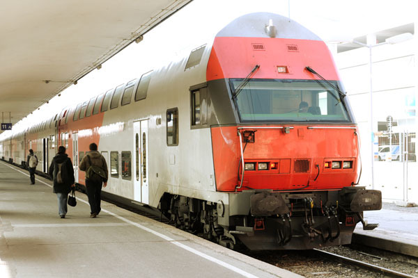 Эстония прекращает железнодорожное сообщение с Россией 