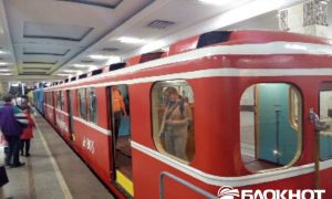 Легендарные вагоны московского метро вновь встали на пути