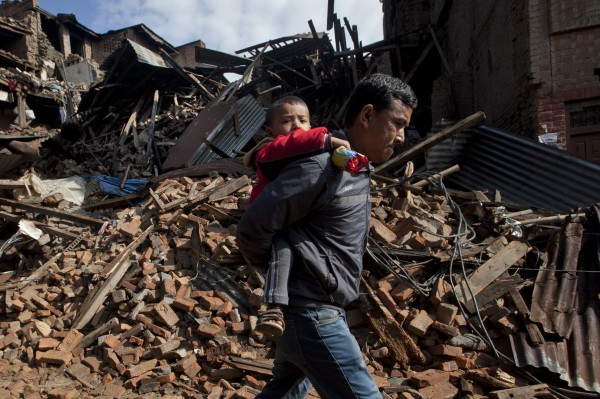 Число жертв землетрясения в Непале превысило 6,2 тысячи человек
