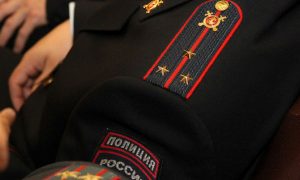 В Москве после жестокого убийства полицейским соседей уволили двух офицеров