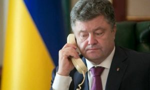 Джон Керри рассказал Порошенко по телефону о сочинских переговорах с Путиным