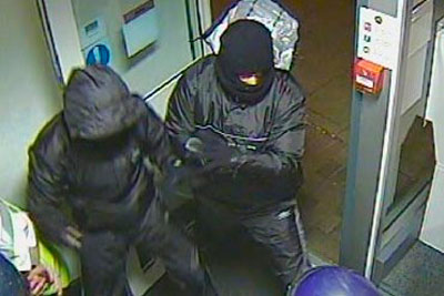 Семеро вооруженных грабителей напали на сотрудников офиса в Москве 