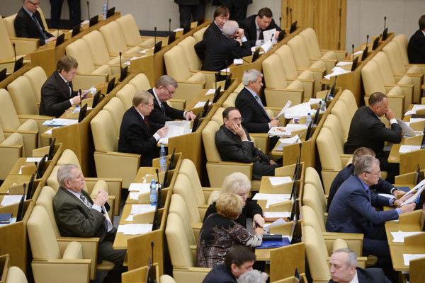Комитет Думы поддержал запрос в Конституционный суд о переносе выборов 