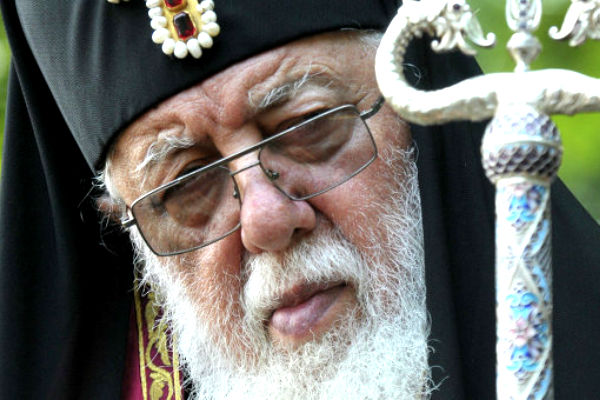 Патриарх Грузии обвинил коммунистов в трагедии зоопарка Тбилиси 