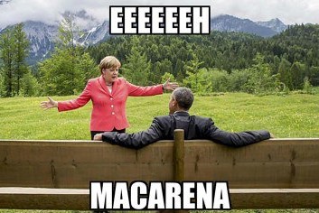 В Интернете осмеяли фото Меркель, 