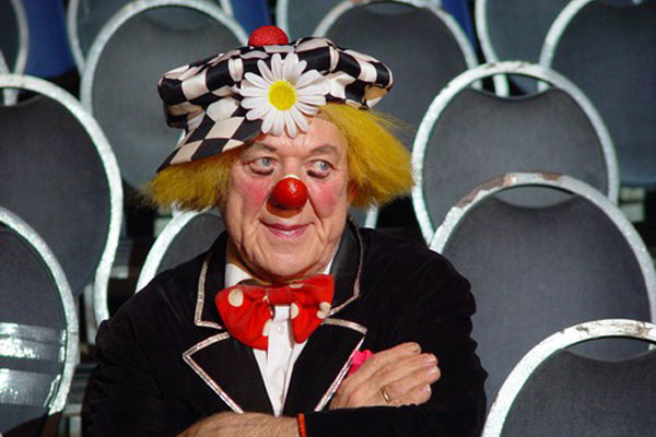 Легендарный «Солнечный клоун» пообещал помочь Росгосцирку 