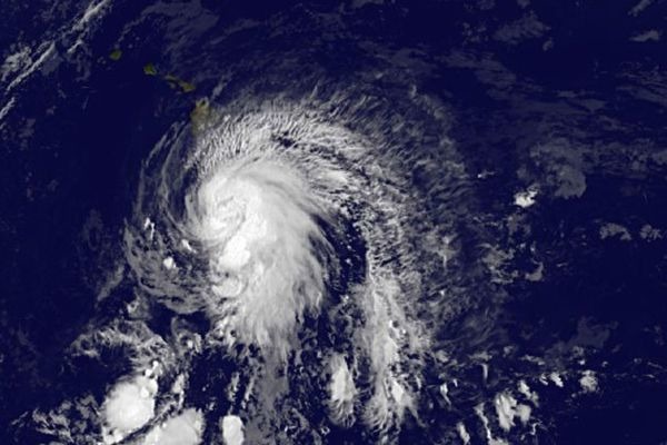 Ураган «Бланка» в Тихом океане усилился до четвертой категории 