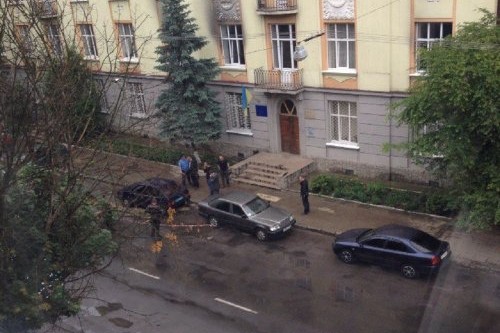 Взрыв прогремел у здания милиции во Львове 