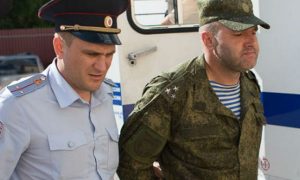 Начальника обрушившейся казармы в Омске отпустили под домашний арест