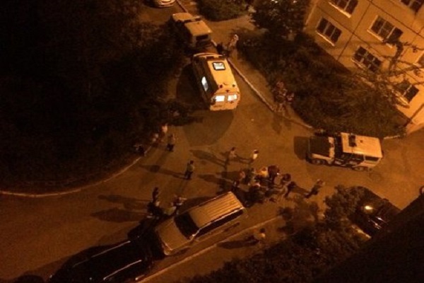 8 эксгибиционистов под «кайфом» разбили 15 автомобилей в Воронеже 8 эксгибиционистов под «кайфом» разбили 15 автомобилей в Воронеже