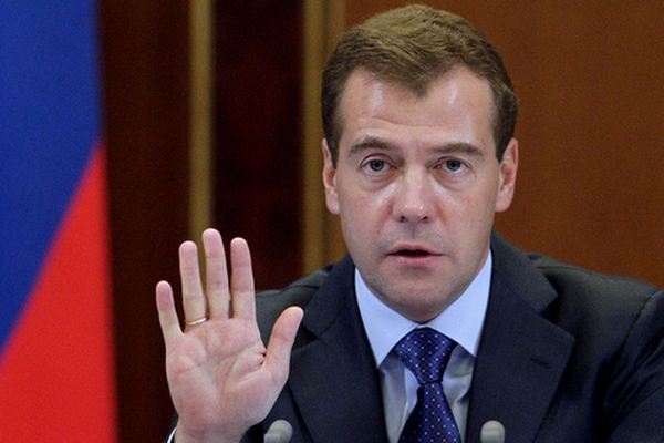 Медведев: Лучше бороться с терроризмом за границей, чем делать это внутри страны 