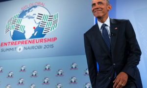Обама в Африке поразился, как его земляков «подняли из нищеты»