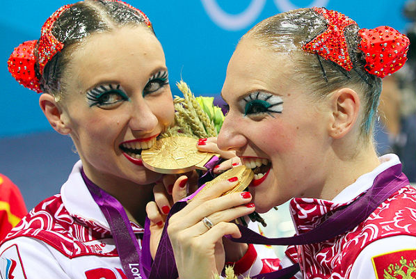 Российские синхронистки Ищенко и Ромашина стали 17-кратными чемпионками мира 