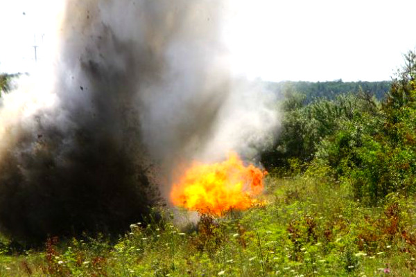 При взрыве в Донбассе погибли пятеро украинских военнослужащих