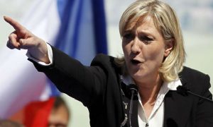 Марин Ле Пен потребовала выдворить из Франции всех исламистов-радикалов