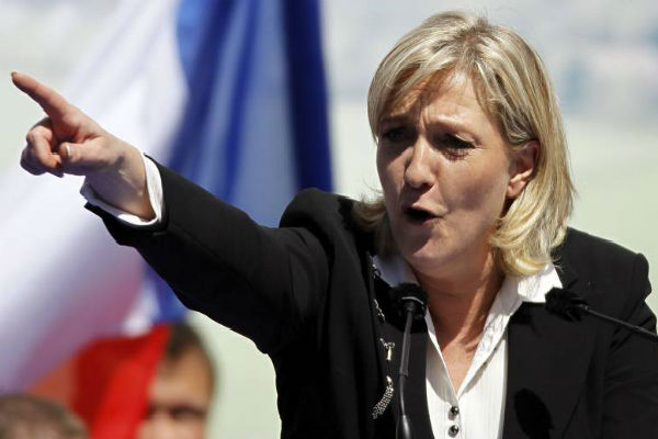 Марин Ле Пен потребовала выдворить из Франции всех исламистов-радикалов 