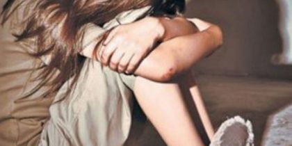 Трехлетнюю девочку изнасиловали и выбросили у магазина в Пермском крае