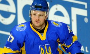 Лучший хоккеист Украины сменил гражданство и отказался приезжать на родину