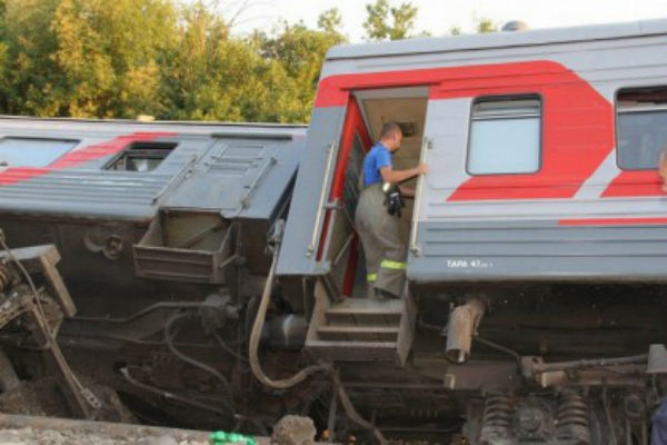 Движение поездов после железнодорожной аварии в Мордовии возобновлено 