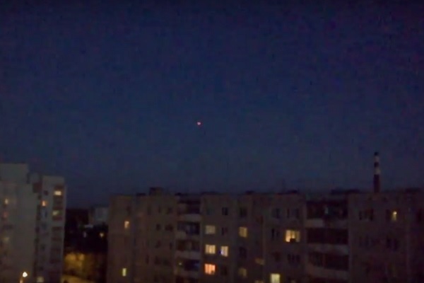 Волгоградцы сняли на видео мигающее зелено-красное НЛО 