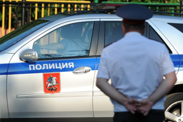 Мертвые мужчина и женщина обнаружены в одном из дворов Москвы 