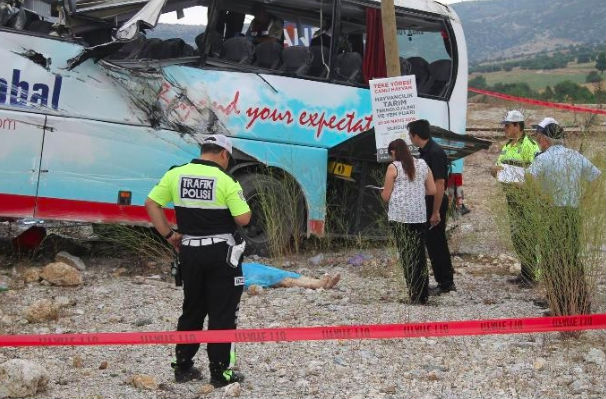 В аварии с автобусом в Турции погибли четверо и пострадали 20 россиян 