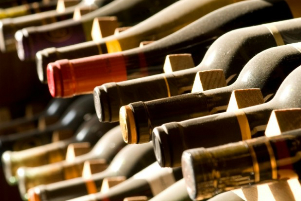 Роспотребнадзор ввел запрет на реализацию нескольких партий американских вин 