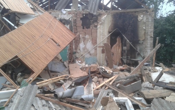 Дом в Омске обрушился из-за взрыва 