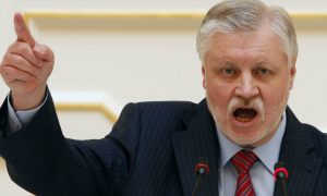 В День знаний Сергей Миронов призвал к отставке министра образования