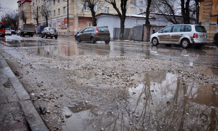 В Калужской области задержаны чиновники, отвечавшие за дорожное хозяйство 