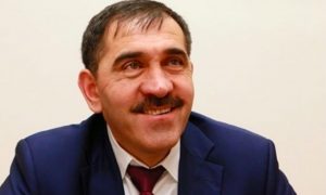 Глава Ингушетии Евкуров пришел на выборы без паспорта