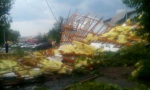 Во время урагана в Казани ранены 18 человек