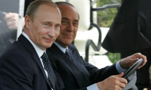 Берлускони прибыл в Крым, чтобы встретиться с Путиным
