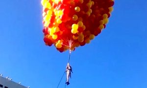 Девочка из Саратова повторила полет на воздушных шарах из мультфильма 