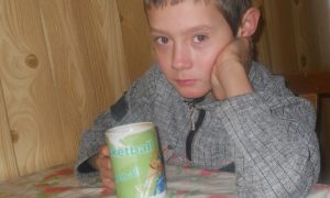Пропавшего по дороге в школу мальчика нашли мертвым в Гурьевске