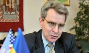 Посол США на Украине назвал работу ЦИК на выборах эффективной