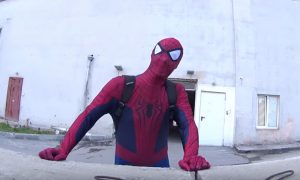 Человек-паук спас жителей Новосибирска от усталости
