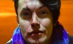 Гей-активиста избил пассажир в питерском метро